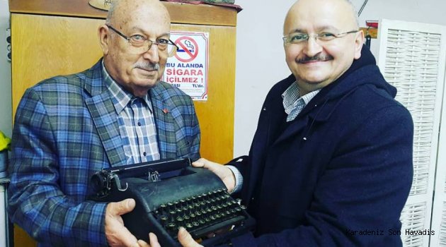 1920 MODEL TARİHİ DAKTİLOSUNU ZİYARETE AÇTI