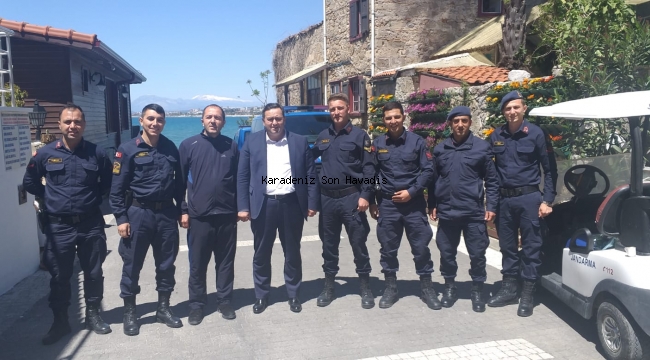 Başkan Yanmaz Side Jandarma Komutanlığını Ziyaret Etti