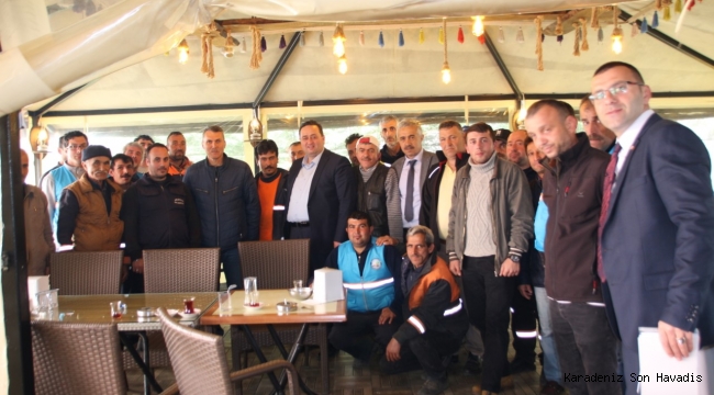 Başkan Yanmaz Temizlik İşleri Müdürlüğü Personeliyle Bir Araya Geldi