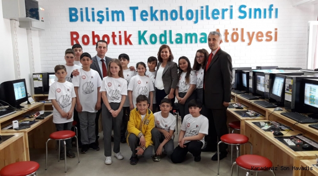 Vilayetler Birliği Ortaokulunda Tübitak 4006 Bilim Fuarı