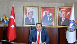 BELEDİYE BAŞKANI OKAN YANMAZ İKİNCİ KEZ GÖREVE GETİRİLEN DÜZCE ÜNİVERSİTESİ REKTÖRÜ PROF.DR.NİGAR DEMİRCAN ÇAKAR'I KUTLADI