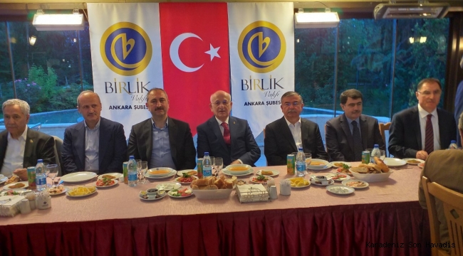 Birlik Vakfı Ankara şubesinin iftar proğramı yapıldı.