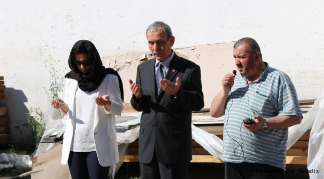 Pazartesi Duaları Devam Ediyor