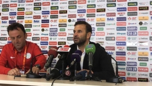 Teknik Direktör Okan Buruk 'dan basın açıklaması