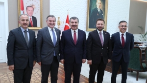 Vali Çeber, Başkanlığındaki Rize Heyetinden Sağlık Bakanına Ziyaret