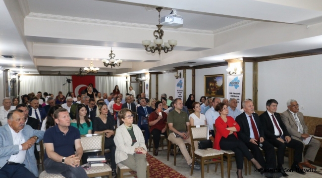 Safranbolu’da Orta Gelir ve Orta Demokrasi’den Çıkış Konuşuldu
