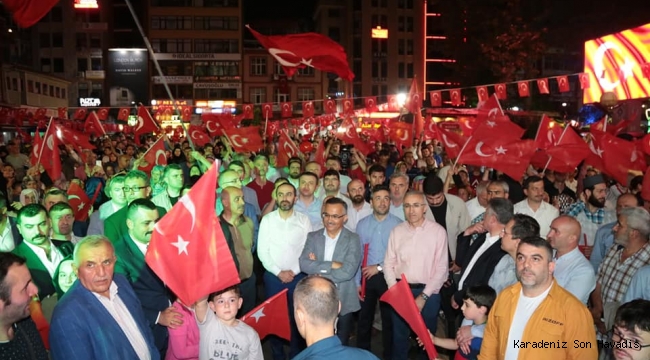 15 TEMMUZ DEMOKRASİ GÜNÜ RİZE’DE, TEK KALP, TEK GÖNÜL İÇİNDE KUTLANDI