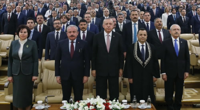 Cumhurbaşkanı Erdoğan, Anayasa Mahkemesi üyesi Menteş'in yemin törenine katıldı