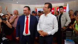 İmamoğlu, Akçakoca'nın MHP'li Belediye Başkanı Yanmaz'ı tebrik etti