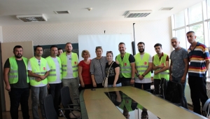 YARDIMDAŞ DERNEĞİ SELDEN ETKİLENEN KÖYLERE YARDIM ULAŞTIRDILAR