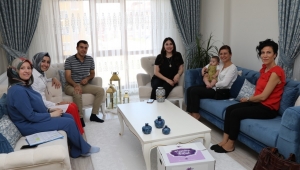 Başkan Köse Yeni Doğan Bebekleri Ziyaret Etti
