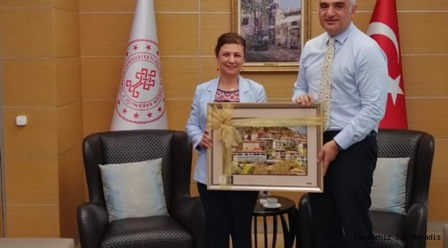 Köse, Kültür ve Turizm Bakını Mehmet Nuri Ersoy’u Ziyaret Etti