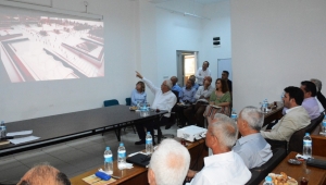 Posbıyık, stratejik planı STK ve siyasi partilere sundu