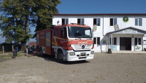 Akçakoca İtfaiyesi, günaşırı su taşıyor