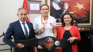 Avrupa Şampiyonu Güneri Başkan Köse’yi Ziyaret Etti