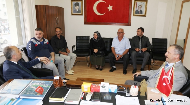 Başkan Metin, Şehit Aileleri Derneği’ni ziyaret etti