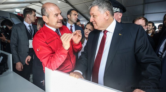  İçişleri Bakanı Süleyman Soylu, Teknofest'i TRAGGER T-Car ile gezdi