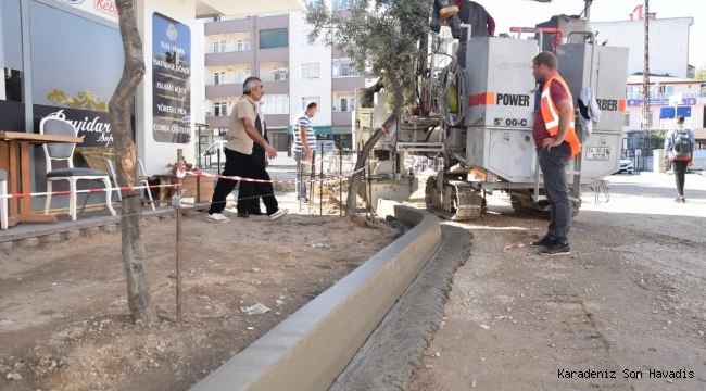 Karasu Belediyesinden Seri ve Uzun Ömürlü Kaldırım Çalışması