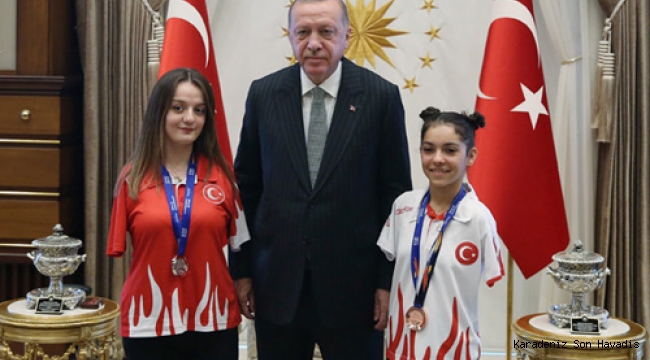 Şampiyonlar Külliyede