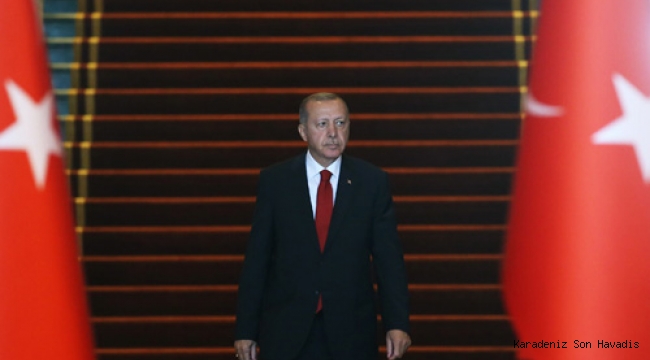 Cumhurbaşkanı Erdoğan, Cumhurbaşkanlığı Külliyesinde tebrikleri kabul etti