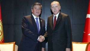 Cumhurbaşkanı Erdoğan, Kırgızistan Cumhurbaşkanı Sooronbay Ceenbekov ile bir araya geldi