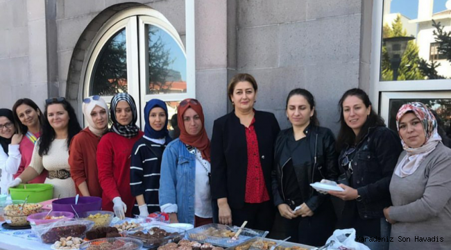 Okul Yararına Kermes Düzenlendi