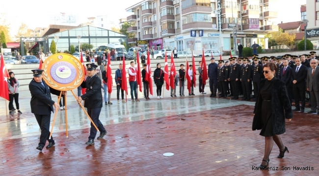 '' Atamızı Saygı ve Minnetle Andık ''