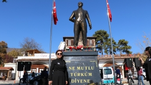 Atatürk Anıtı Yeniden Köyiçi’nde