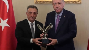 Cumhurbaşkanı Erdoğan, BJK Başkanı Çebi ve Yönetim Kurulu Üyelerini kabul etti