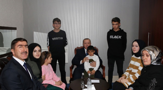 Cumhurbaşkanı Erdoğan, şehit Ahmet Budak’ın ailesini kabul etti
