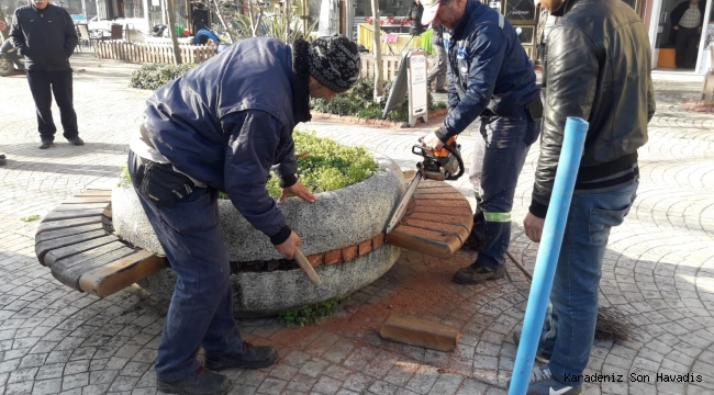 Park ve Bahçelerde Bakım-Onarım Çalışmalarına Hız Verildi