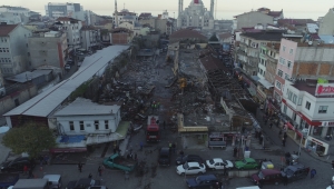 Trabzon Büyükşehir Belediyesi ‘Kadınlar Hali’nin yıkım çalışmalarına başladı.