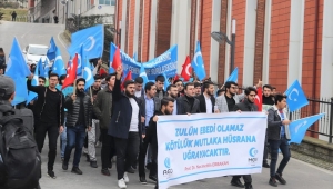 ANADOLU GENÇLİK “DOĞU TÜRKİSTAN” İÇİN YÜRÜDÜ!