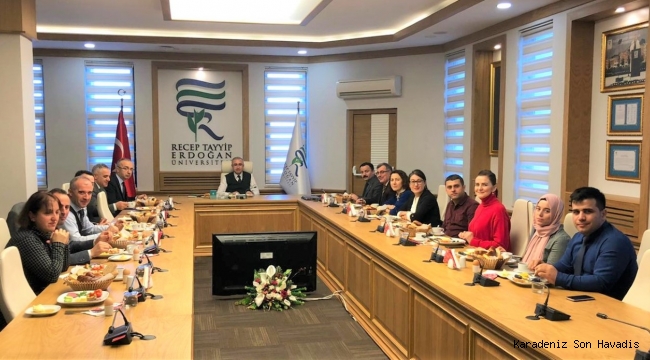 RECEP TAYYİP ERDOĞAN ÜNİVERSİTESİ ISO 9001 ÇALIŞMA GRUBU TOPLANDI