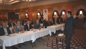 RİZE'DE BELEDİYE BAŞKANLARI İSTİŞARE TOPLANTISINDA BULUŞTU