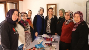 Başkan Elif Köse'den İğne Oyası Kursuna Ziyaret