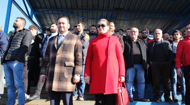 Başkan Yanmaz, Akçakocaspor'u Yalnız Bırakmadı