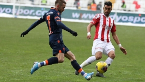 Demir Grup Sivasspor 1-1 Medipol Başakşehir