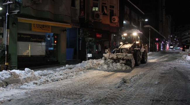 KAR TEMİZLEME ÇALIŞMALARI DEVAM EDİYOR 