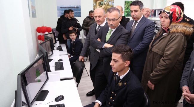 Vali Çeber Gemi Makinaları Simülasyon Merkezinin Açılışını Yaptı