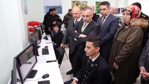 Vali Çeber Gemi Makinaları Simülasyon Merkezinin Açılışını Yaptı
