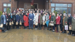 Başkan Babaoğlu, kadın personeli unutmadı