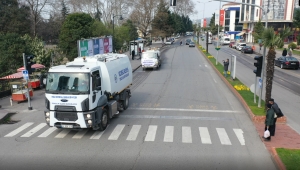 KDZ. EREĞLİ’DE YOLLAR İLAÇLI SU İLE YIKANIYOR