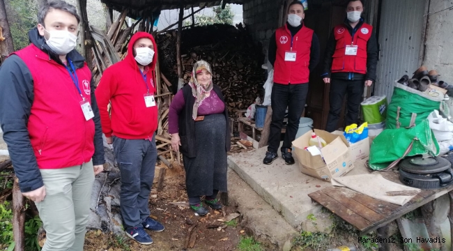 Rize'de Yaşlılar 'Alo' Diyor, Vefa Sosyal Destek Grubu Yerine Getiriyor