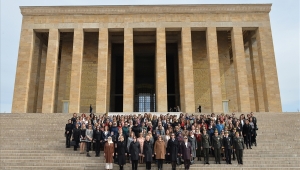 Şule Akar ve Beraberindeki Heyetin Anıtkabir Ziyareti