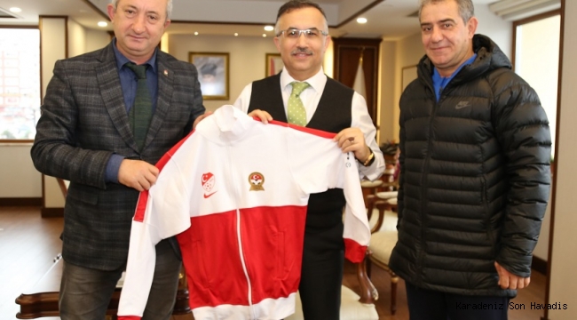 Türkiye Futbol Antrenörleri Derneğinden Vali Çeber’e Ziyaret