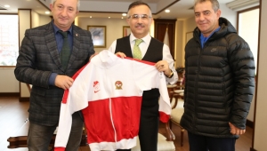 Türkiye Futbol Antrenörleri Derneğinden Vali Çeber’e Ziyaret