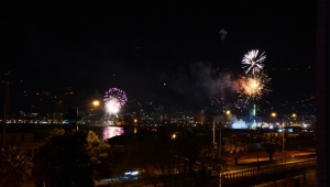 100. YIL COŞKUSU RİZE’DE TEK YÜREK OLDU! İSTİKLAL MARŞINI OKUDU…