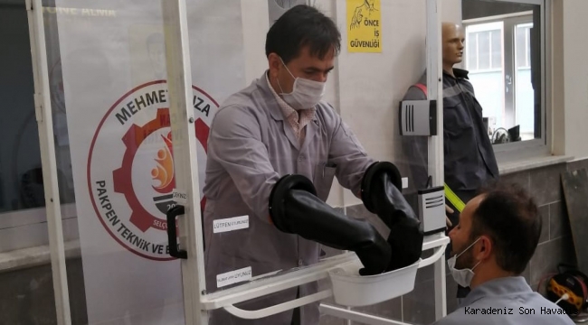 MESLEK LİSESİ ÖĞRETMENLERİNDEN