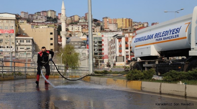 Zonguldak Belediyesinden Hafta Sonu Mesaisi